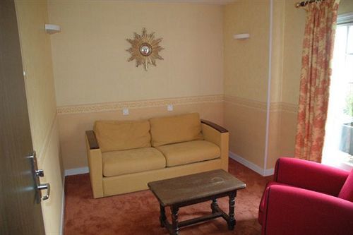 Hotel Logis Restaurant Le Faisan Dore Argentan